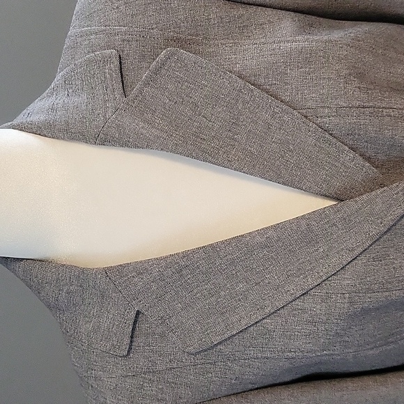 Kasper Gray Long Sleeve 2 Button Notched Collar Lined Blazer Size 6 - Picture 4 of 11
